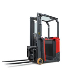 The E10 electric forklift truck from Linde Material Handling is suitable for a wide range of applications, even in the tightest spaces. The E10 electric forklift truck from Linde Material Handling