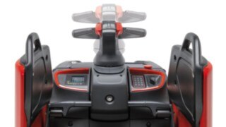 T20-T25 FP height-adjustable control handle from Linde Material Handling The height-adjustable control handle of the T20 - T25 FP from Linde Material Handling adapts the truck perfectly to the operator.