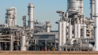 Explosion-proof trucks from Linde are ideally suited for use in hazardous zones in the oil and gas industry. Explosion risk in the oil and gas industry