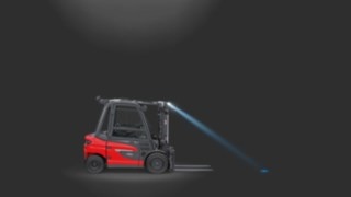 Linde BlueSpot in use on a counterbalance forklift truck. Linde BlueSpot in use on a counterbalance forklift truck.
