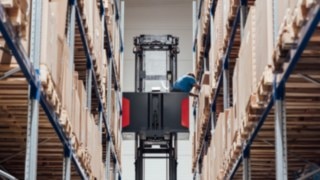 Video about the Linde MH Object Warning System Video about the Linde MH Object Warning System