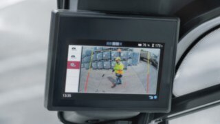 The high-resolution touchscreen shows detailed video images of the area that is being monitored. Reverse Assist Camera display