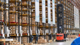 The new KV truck, developed by Linde for Hachette UK. The new KV truck from Linde Material Handling at Hachette UK.