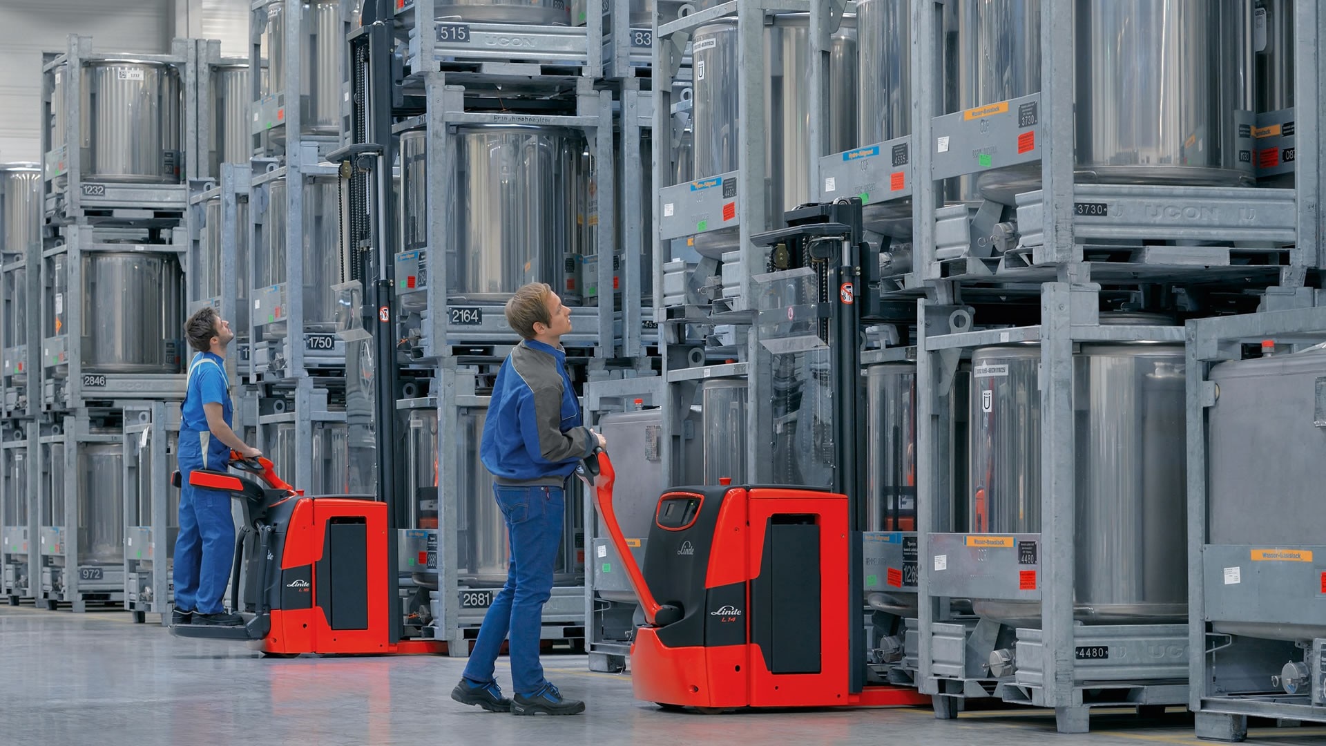 Pallet Stackers from Linde Material Handling