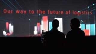 Linde Material Handling uses 3D hologram to showcase the future of logistics at WoMH Linde Material Handling uses 3D hologram to showcase the future of logistics at WoMH