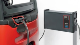 Customers who buy a Linde E14 to E18 ION, will receive a CE-certified complete system consisting of the truck and the battery, which is exactly matched to the application requirements, and together with the charger supplied by Linde, the advantages of the new battery technology can be fully exploited.