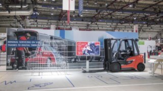 The digital twin allows software updates to be carried out “over the air”. The digital twin presented at the WOMH 2022.