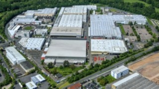 We are taking action to protect the environment at every one of our sites. Bird’s eye view of the Aschaffenburg site.