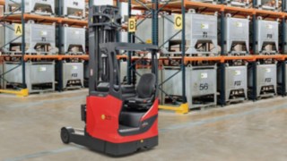 Explosion-proof trucks from Linde make a great impression in any hazardous zone Explosion-proof trucks in the warehouse